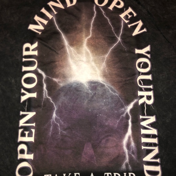 Take a trip concert merch shirt - Picture 5 of 6